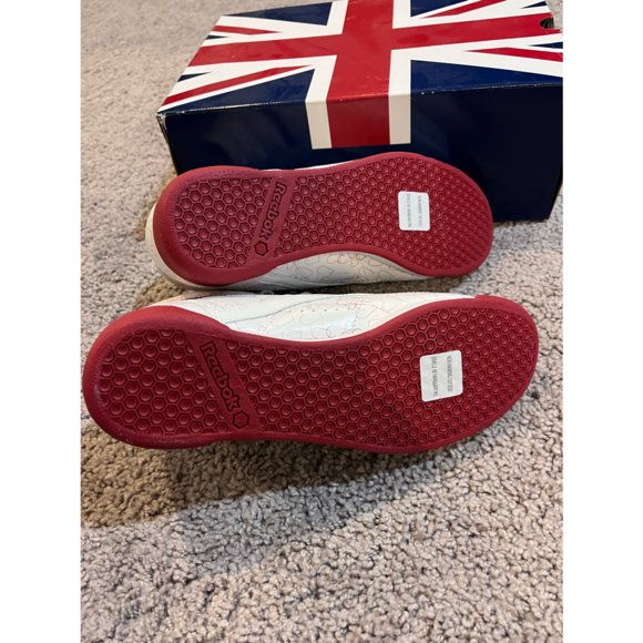 Reebok Freestyle HI high Valentine’s Day Shoes Sneakers Heart white Women’s 8 - Picture 6 of 8